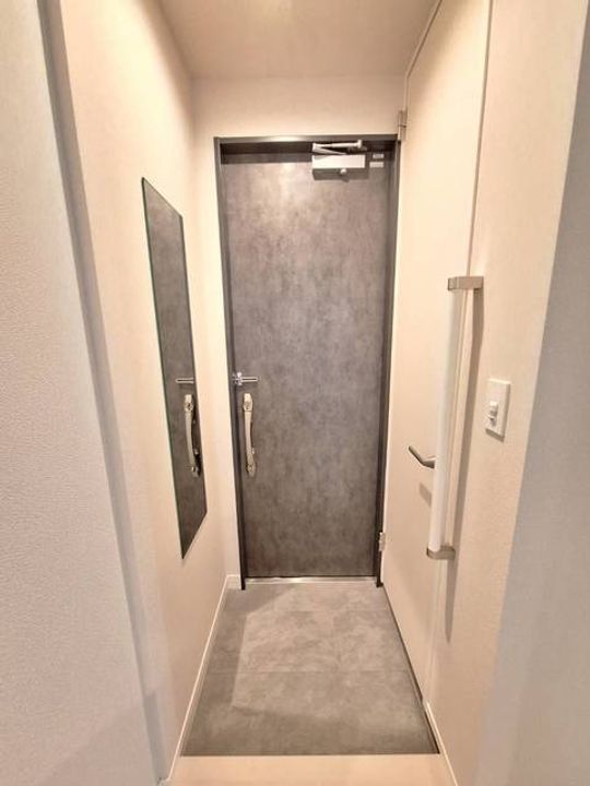 東京都世田谷区奥沢3(マンション)の賃貸物件の玄関