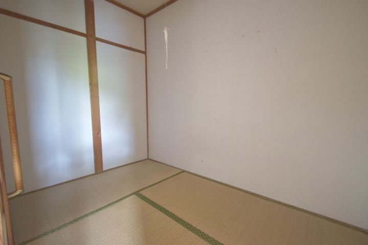 池原アパートの内装