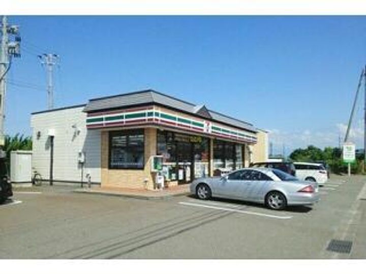 ハイネスの周辺