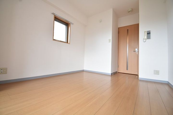 東京都調布市西つつじケ丘3(マンション)の賃貸物件の居間