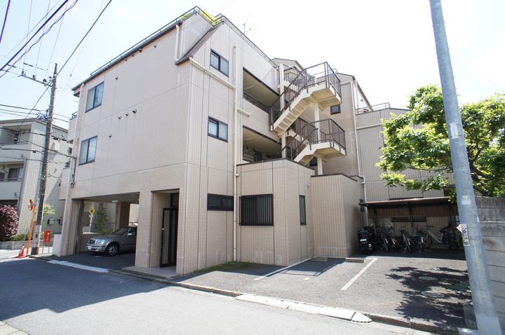 コート・モスティーの地図