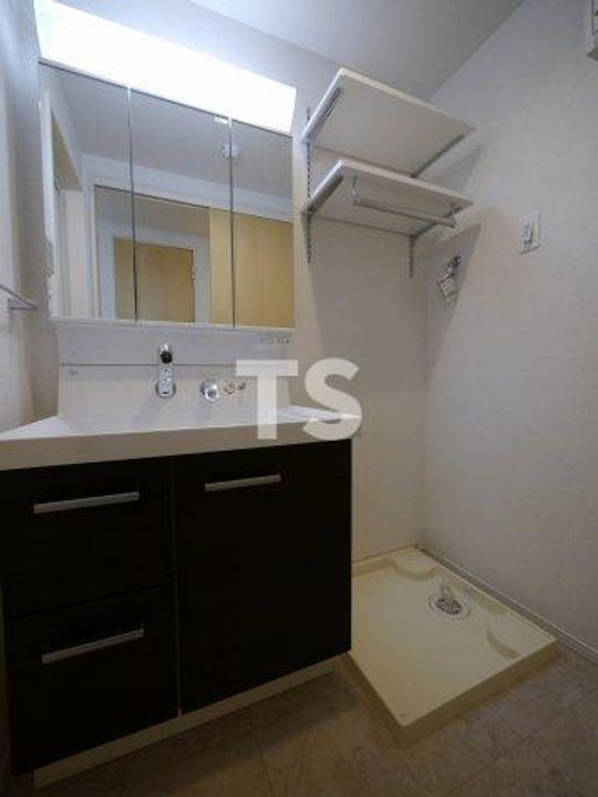 神奈川県横浜市港北区新横浜1(マンション)の賃貸物件の内装