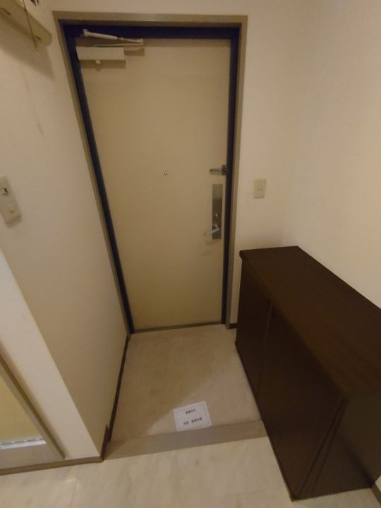 静岡県浜松市中央区初生町(マンション)の賃貸物件の玄関