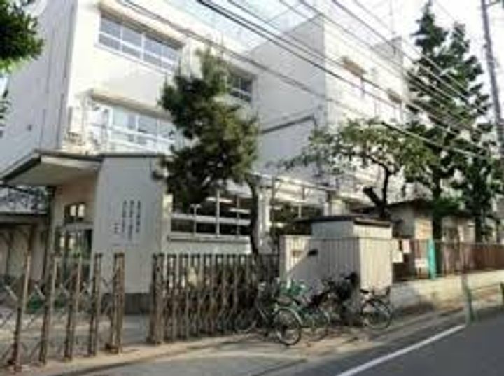 グローリオシェルト志村坂上の周辺