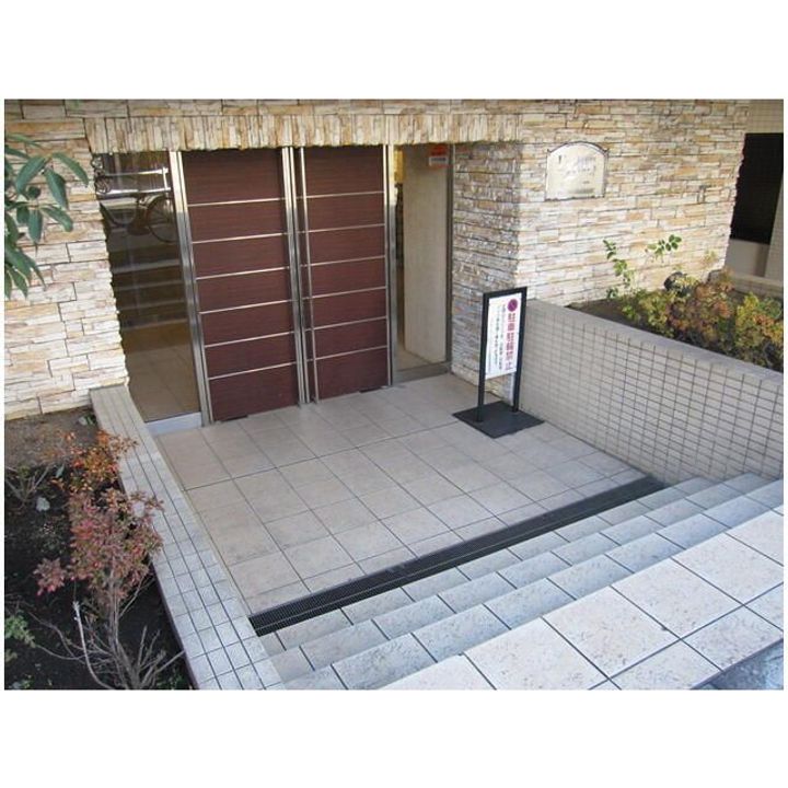 東京都新宿区北新宿4(マンション)の賃貸物件の地図