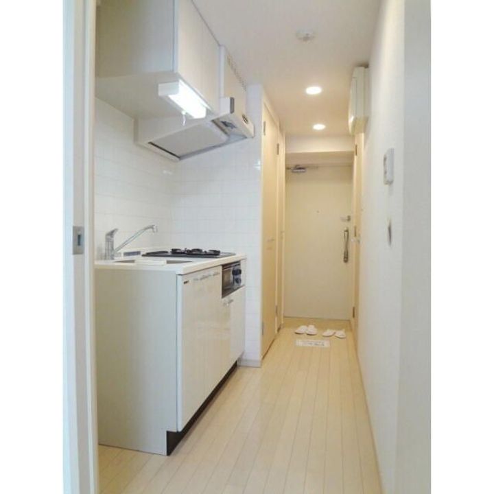 東京都新宿区北新宿4(マンション)の賃貸物件の玄関