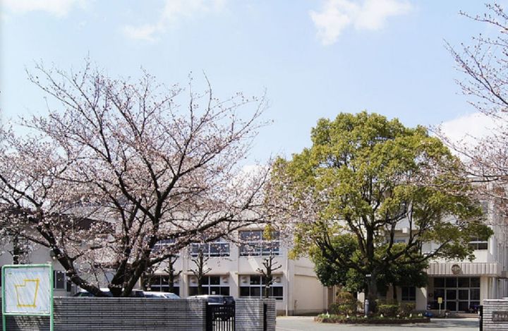 グランヴィルSIMOTURUの周辺