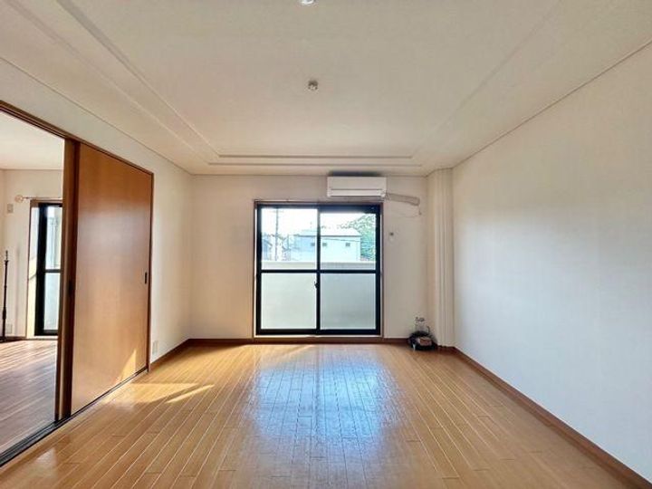 愛知県長久手市仲田(マンション)の賃貸物件の居間