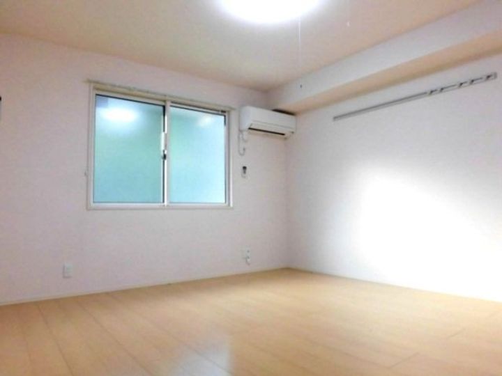 Dーroom島西の内装