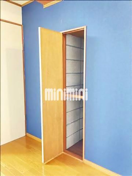 アジマコーポの内装