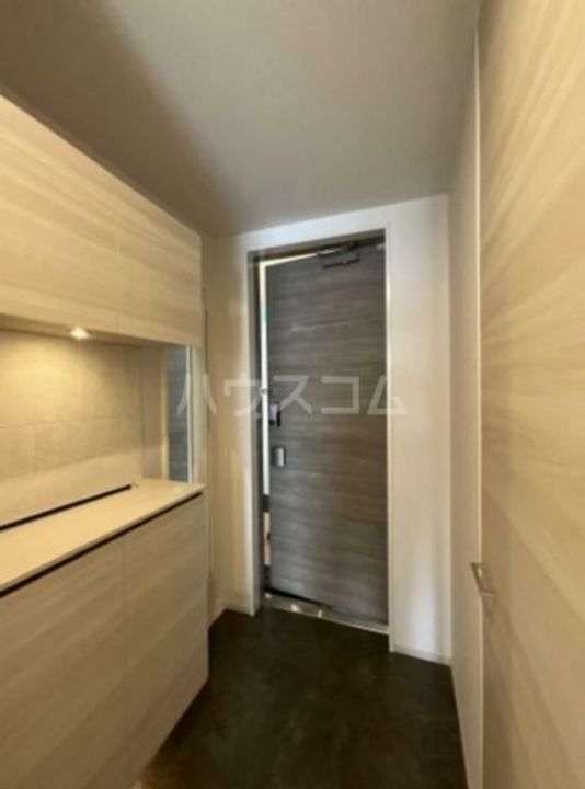 ヴィオラ・ボヌールの玄関