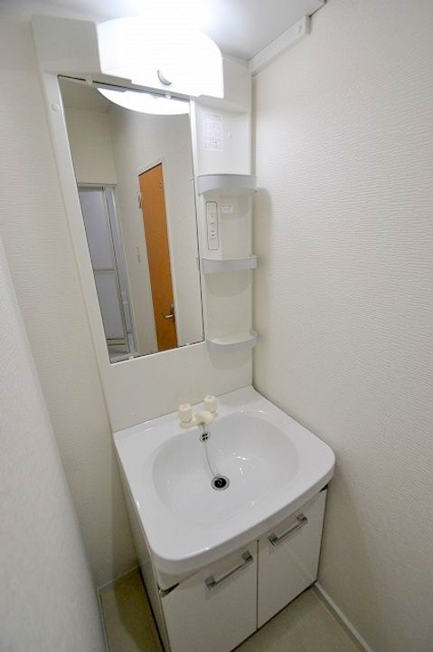 香川ビルの内装