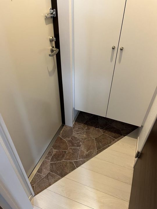 GRANDIR三津屋中の玄関