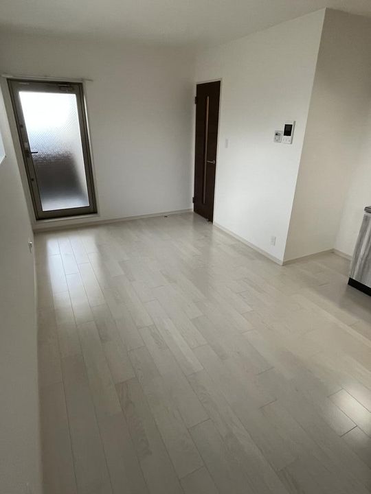 GRANDIR三津屋中の居間