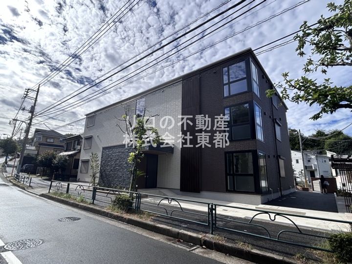 ホクレア聖蹟桜ヶ丘の外観