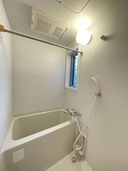 東京都杉並区本天沼1の賃貸マンションの風呂