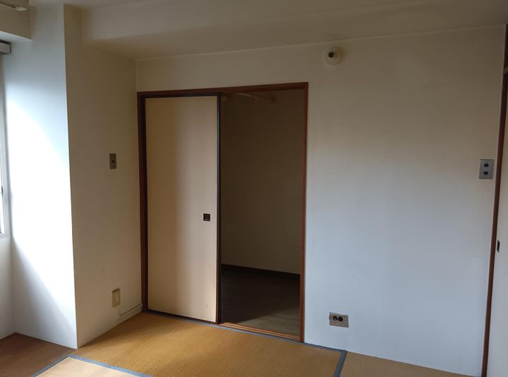 梅里大同マンションの内装