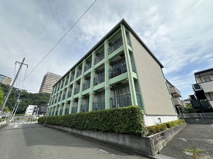 ルピナス8の外観