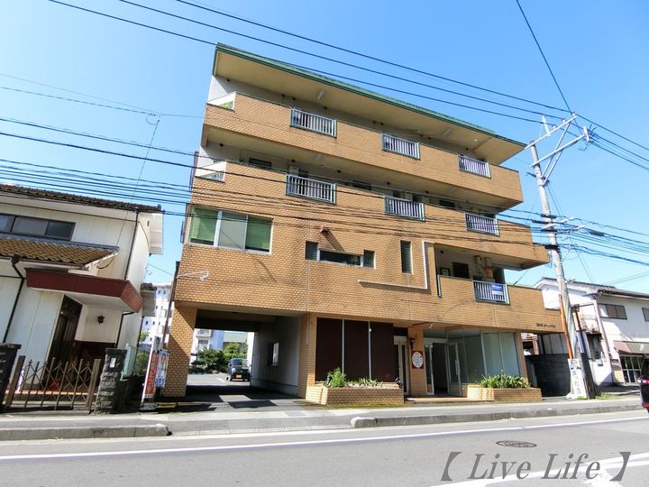 鈴木グリーンハイツの外観