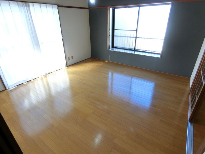 鈴木グリーンハイツの居間