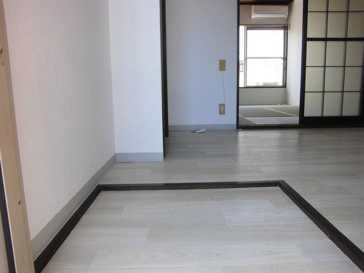 コーポタカハシの玄関