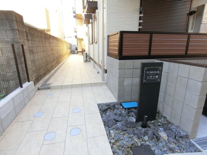 兵庫県西宮市上甲子園4(アパート)の賃貸物件の地図