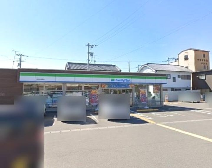 ファミール物部の周辺