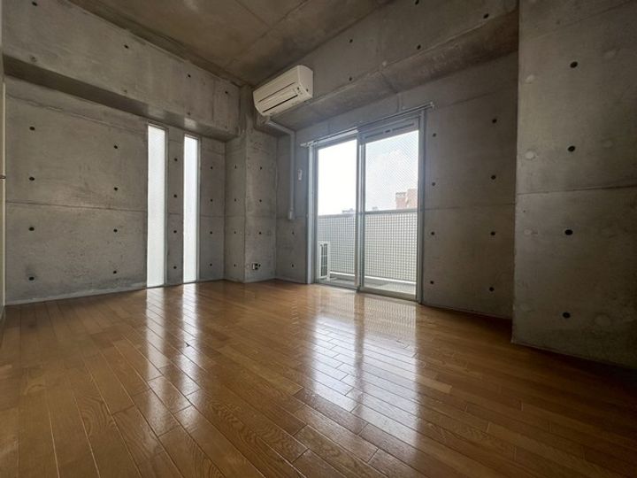 MKフラットの居間