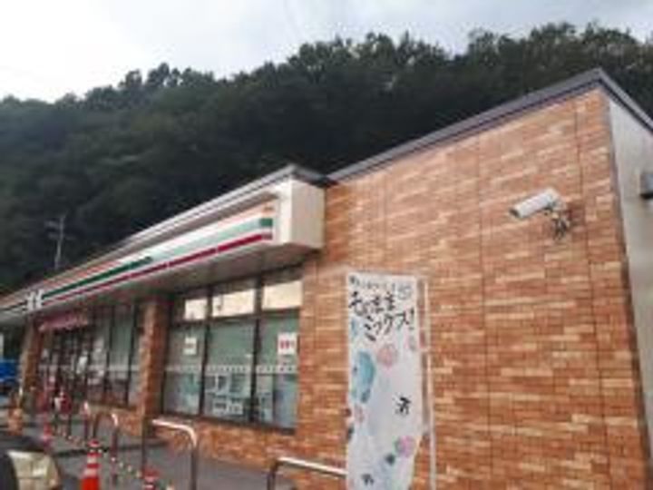 ハーモニーBの周辺