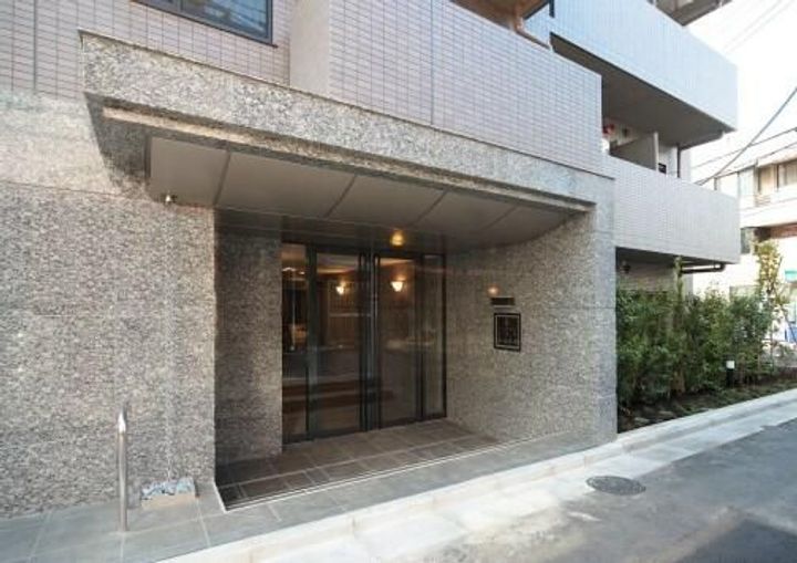 東京都中野区中央3(マンション)の賃貸物件の地図