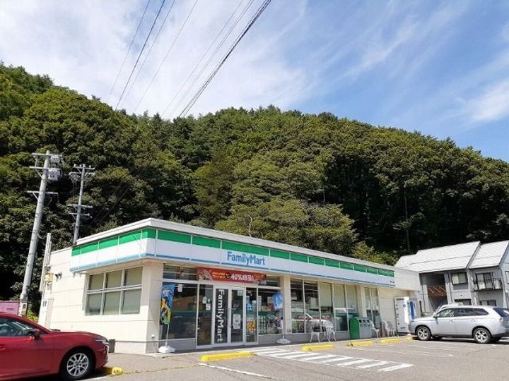 トランスミットIIの周辺
