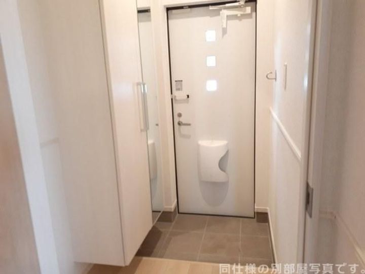 サウス ブリーズ ショウワの玄関