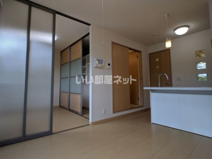 福島県いわき市平吉野谷字国ケ坪(アパート)の賃貸物件の居間