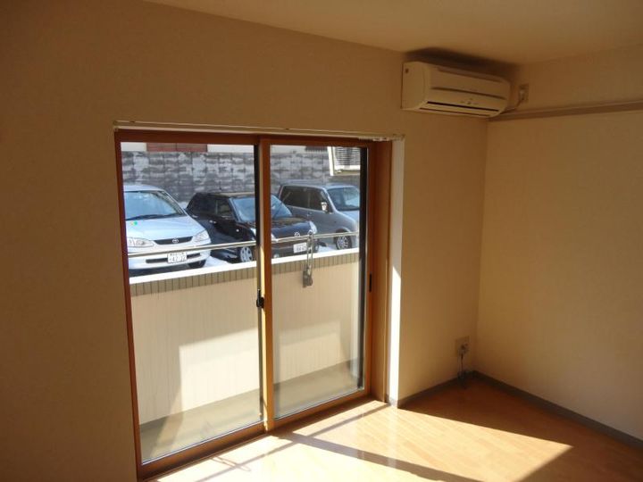 山形県山形市小白川町1(マンション)の賃貸物件の居間