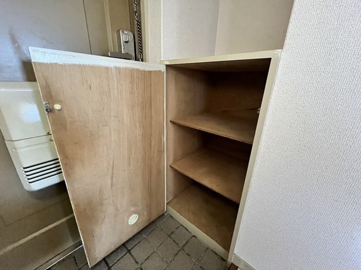 アルプスマンシオンの玄関