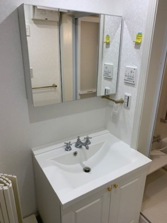 la maison de bijoux KASEの内装