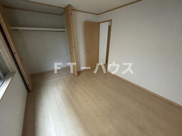 セントヒルズ津田沼1の居間