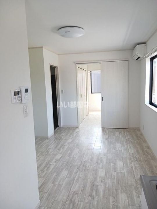 新潟県新潟市江南区下早通2(アパート)の賃貸物件の居間