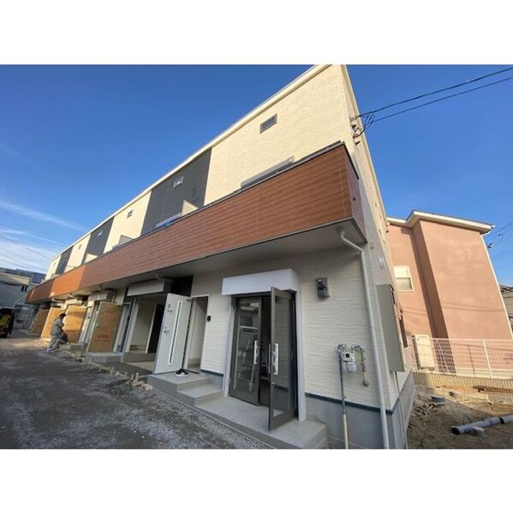 メルシー高槻北大樋ガレージハウスの外観