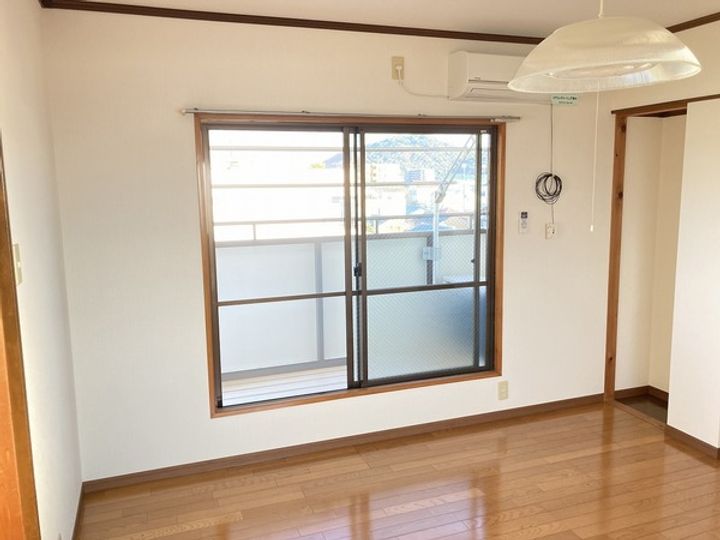 アネックス通町の居間