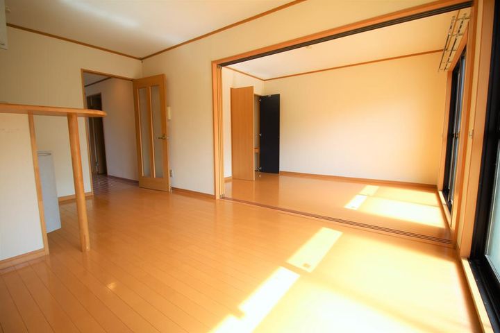 ユーミー富沢の居間