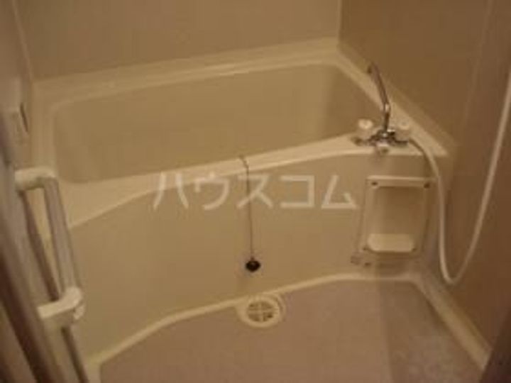 ハイリスベーネ池下の風呂