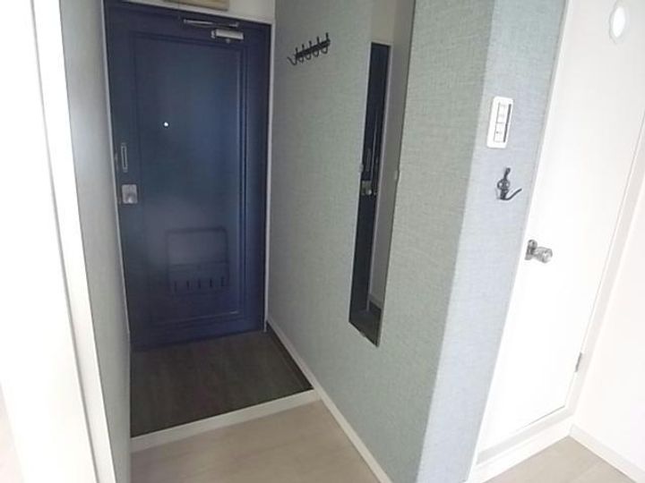 ラヴィエール笠松の玄関