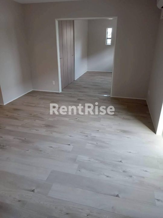 ニュー令和の居間