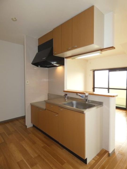 ロイヤルフラッツのキッチン