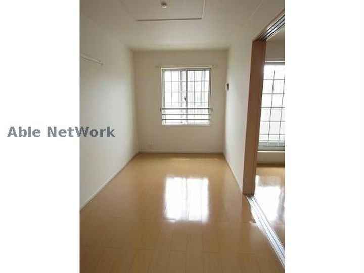 愛知県高浜市神明町4(アパート)の賃貸物件の居間