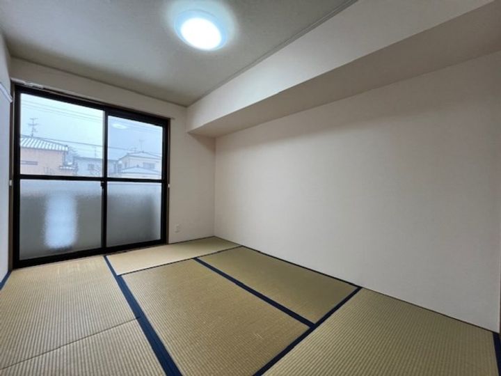 ウォーター・シールドのその他画像