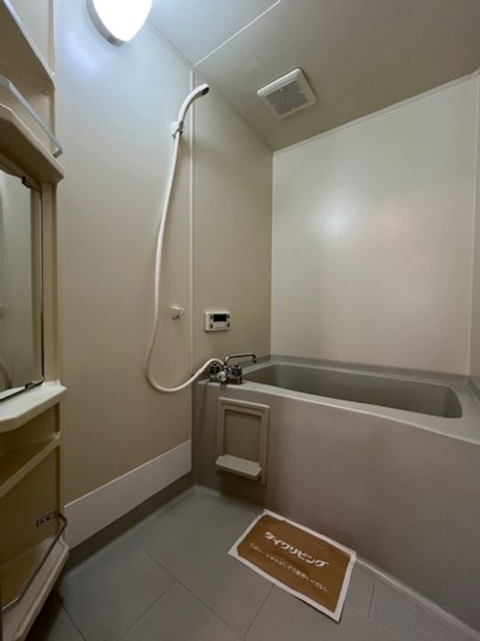 ウォーター・シールドの風呂