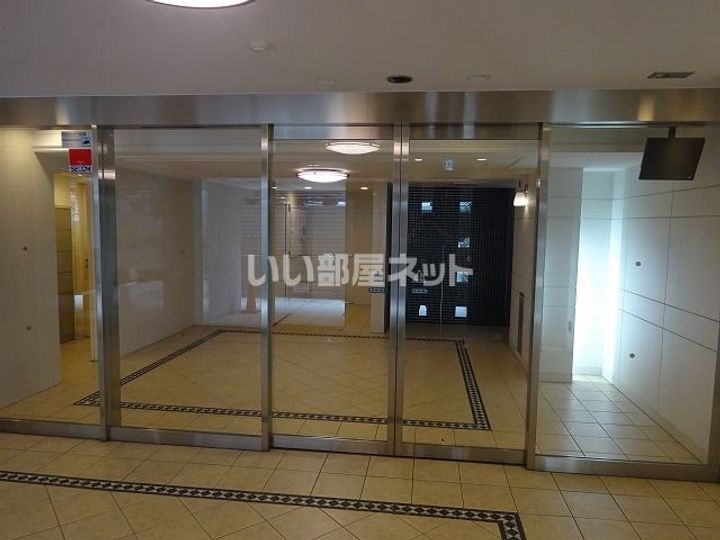 エスリード三宮旭通の地図