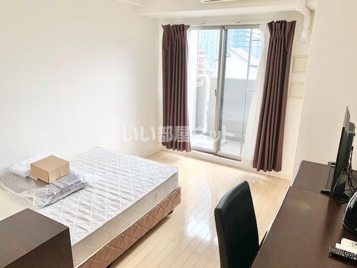 エスリード三宮旭通の居間